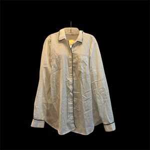 Old Navy button up blouse.